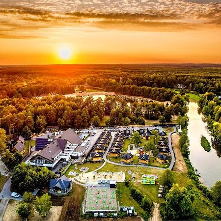 Hotel Bacowka Radawa & Spa Екстериор снимка