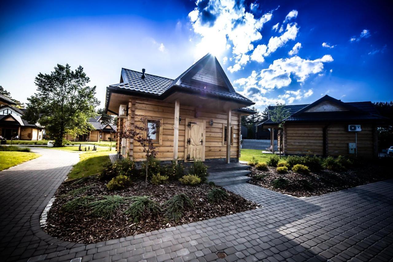 Hotel Bacowka Radawa & Spa Екстериор снимка