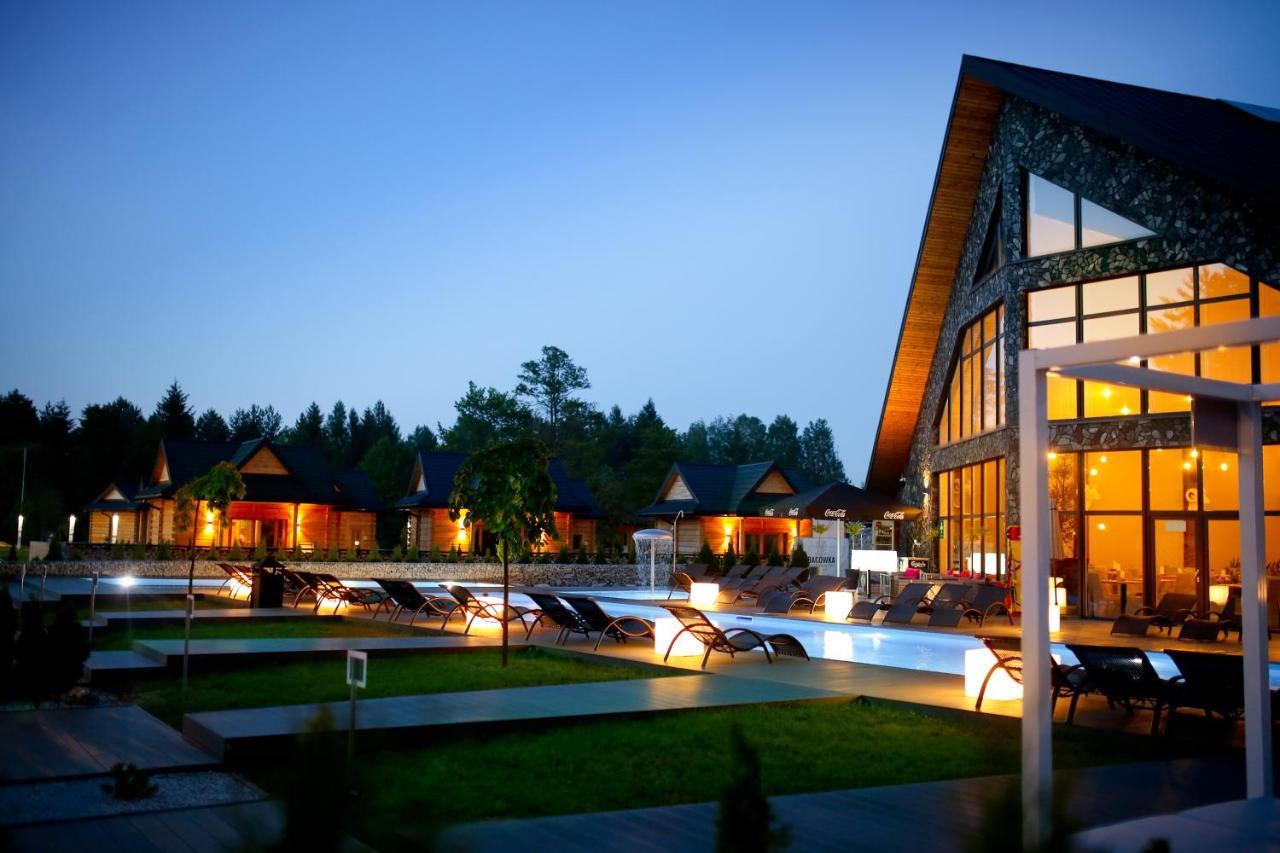 Hotel Bacowka Radawa & Spa Екстериор снимка